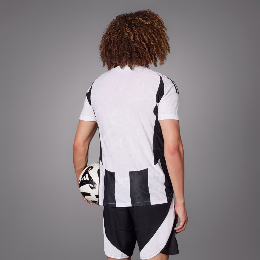 Camisa Juventus I Versão Jogador – 2024 - Imagem 2