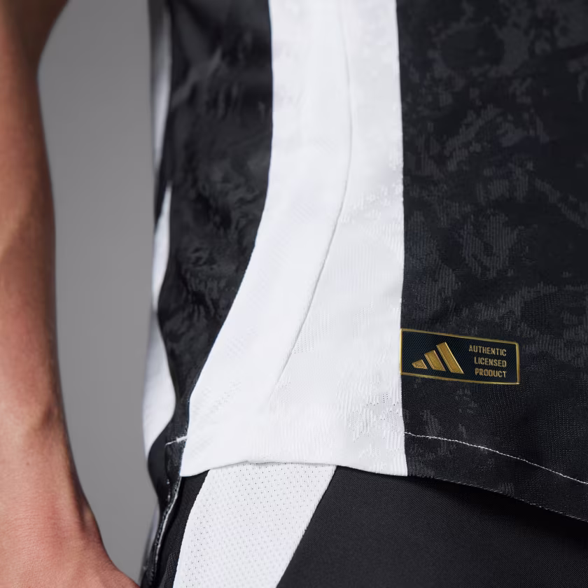 Camisa Juventus I Versão Jogador – 2024 - Imagem 4