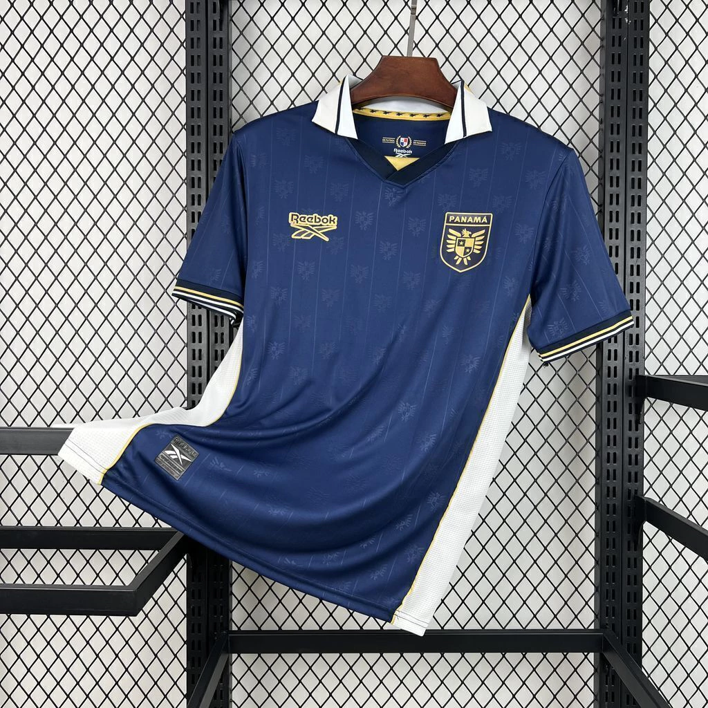 Camisa Panamá modelo Third 2026/27