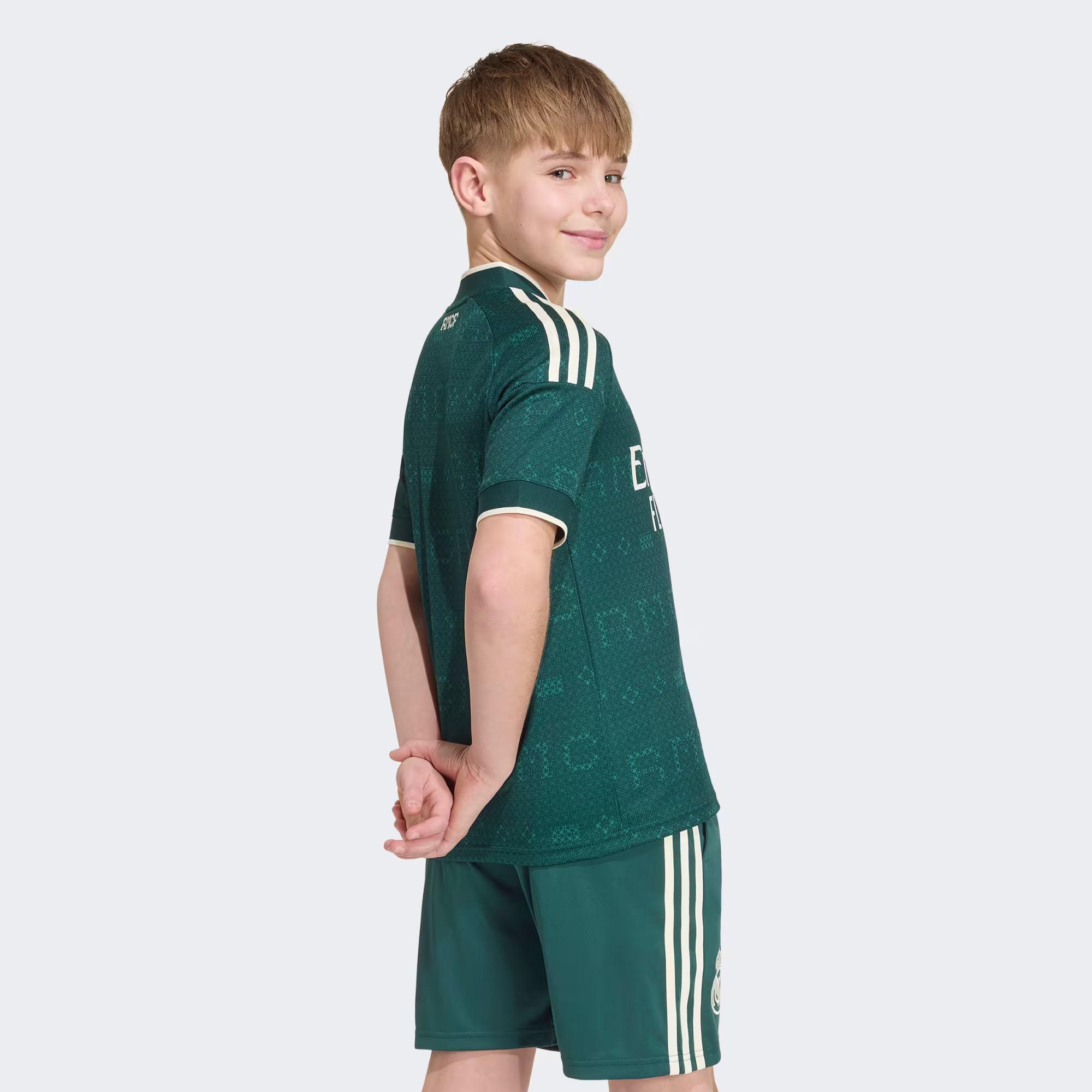 Kit Infantil Real Madrid II - 2026/27 - Imagem 2