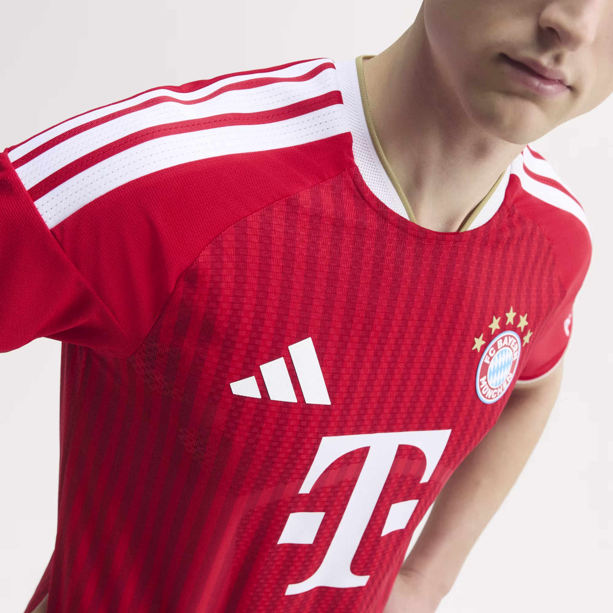 Camisa Bayern de Munique I - 2026/27 Modelo Jogador - Imagem 4